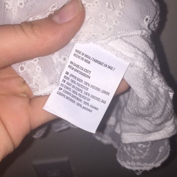 Halter top - Picture 4 of 5